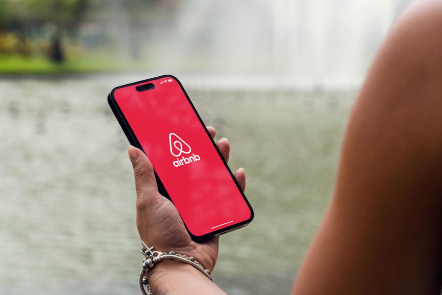 Responsive Airbnb auf Smartphone