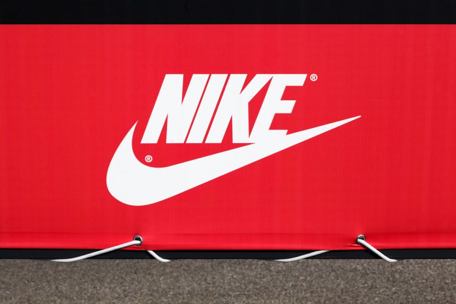 Responsive Nike Logo auf Banner